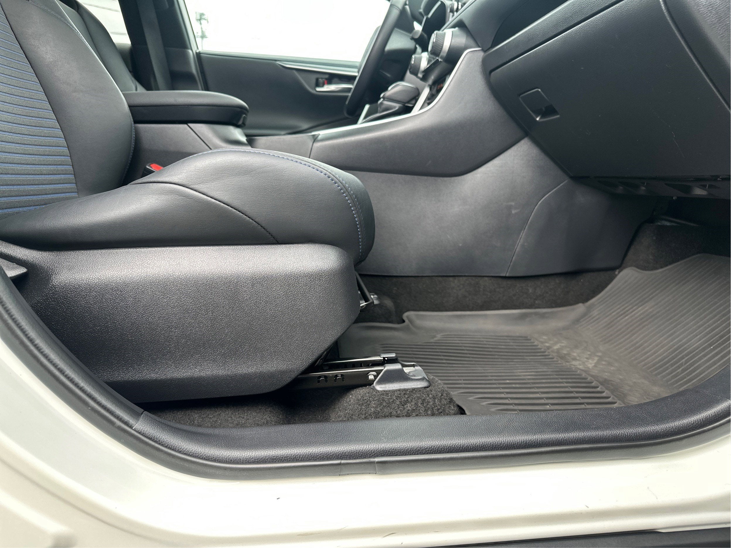 2021 Toyota RAV4 Hybrid XSE AWD
