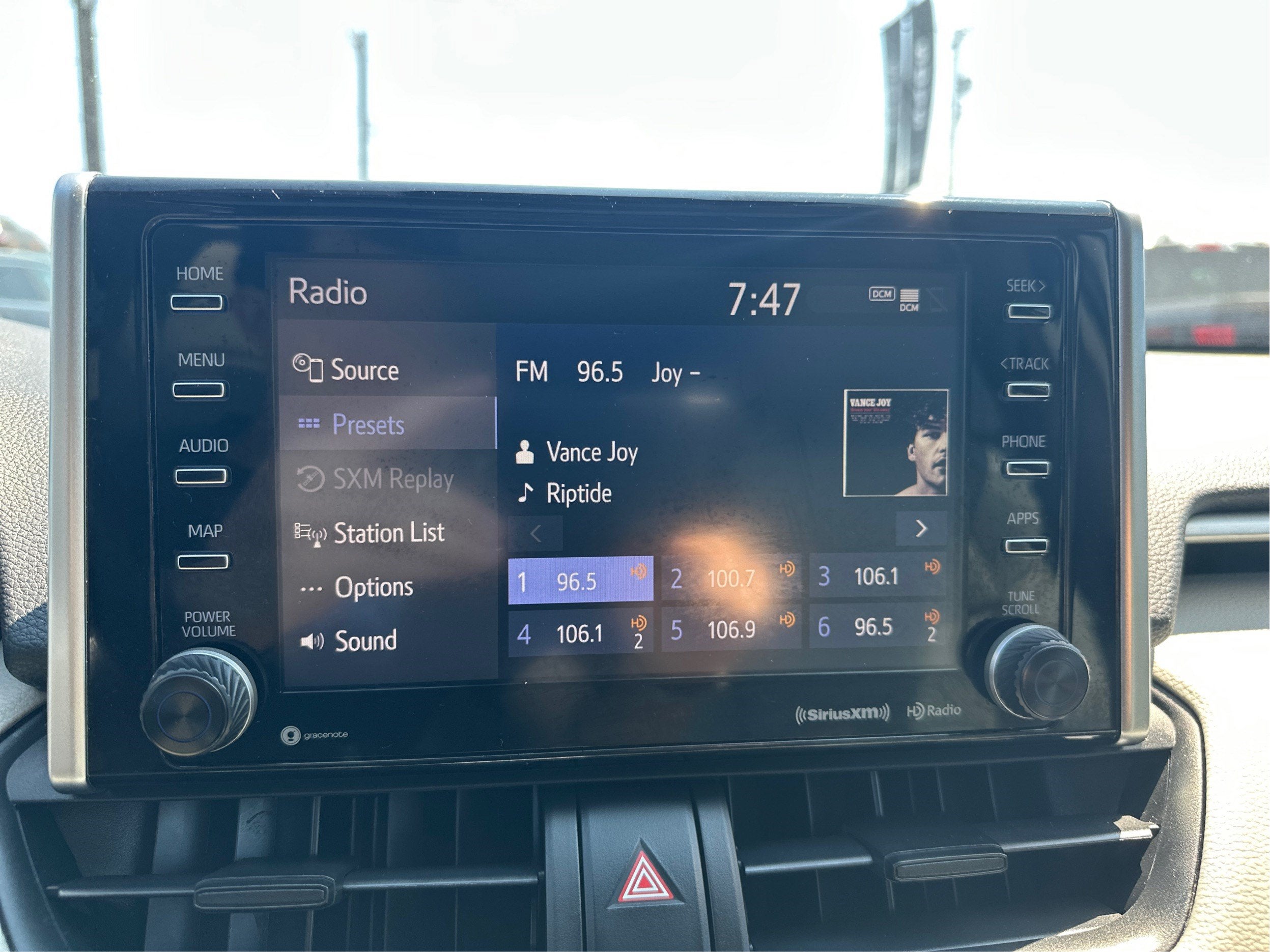 2020 Toyota RAV4 Hybrid XLE AWD