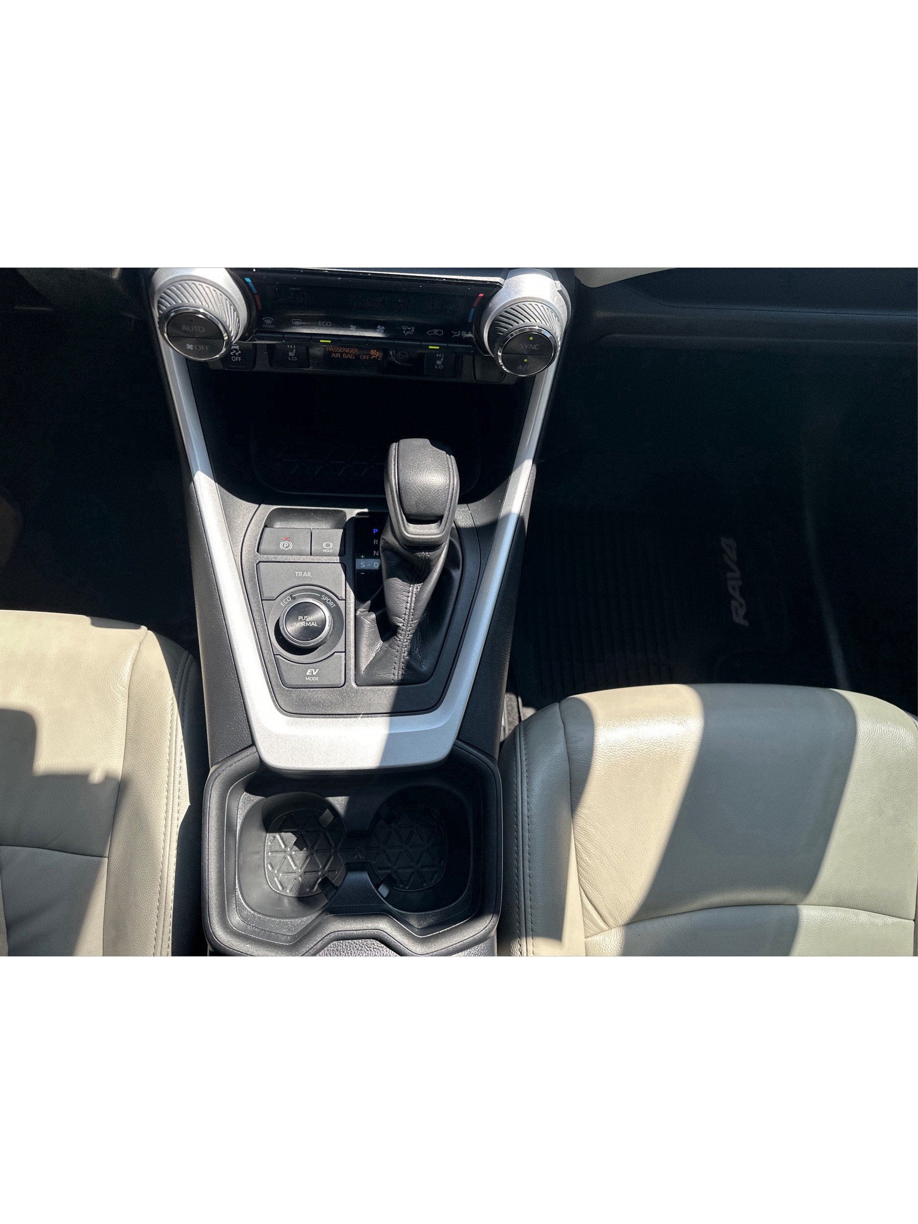 2020 Toyota RAV4 Hybrid XLE AWD