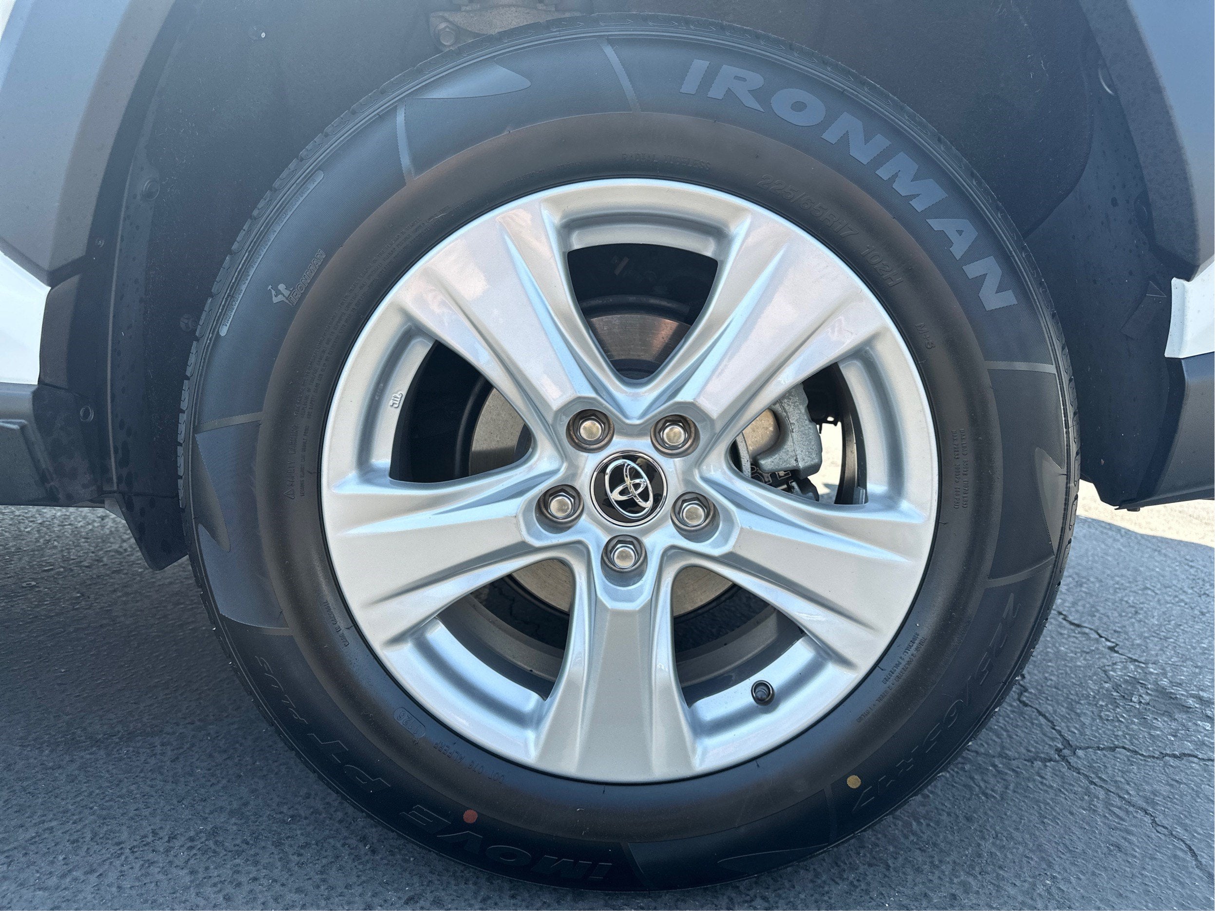 2020 Toyota RAV4 Hybrid XLE AWD