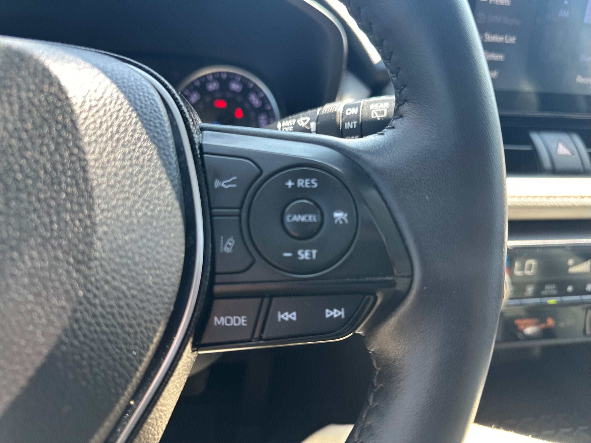 2020 Toyota RAV4 Hybrid XLE AWD