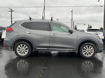 2017 Nissan Rogue Base