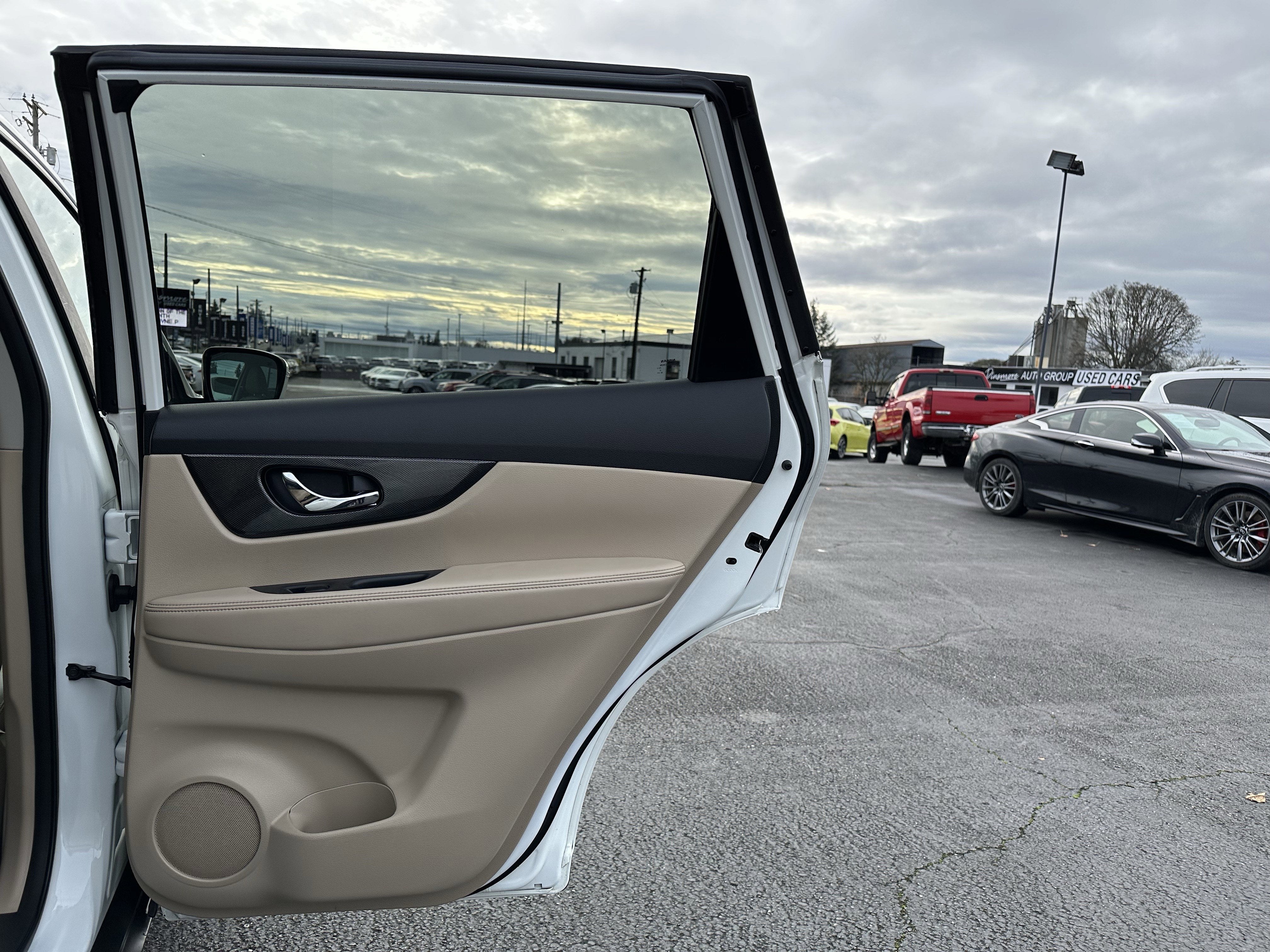 2016 Nissan Rogue SL