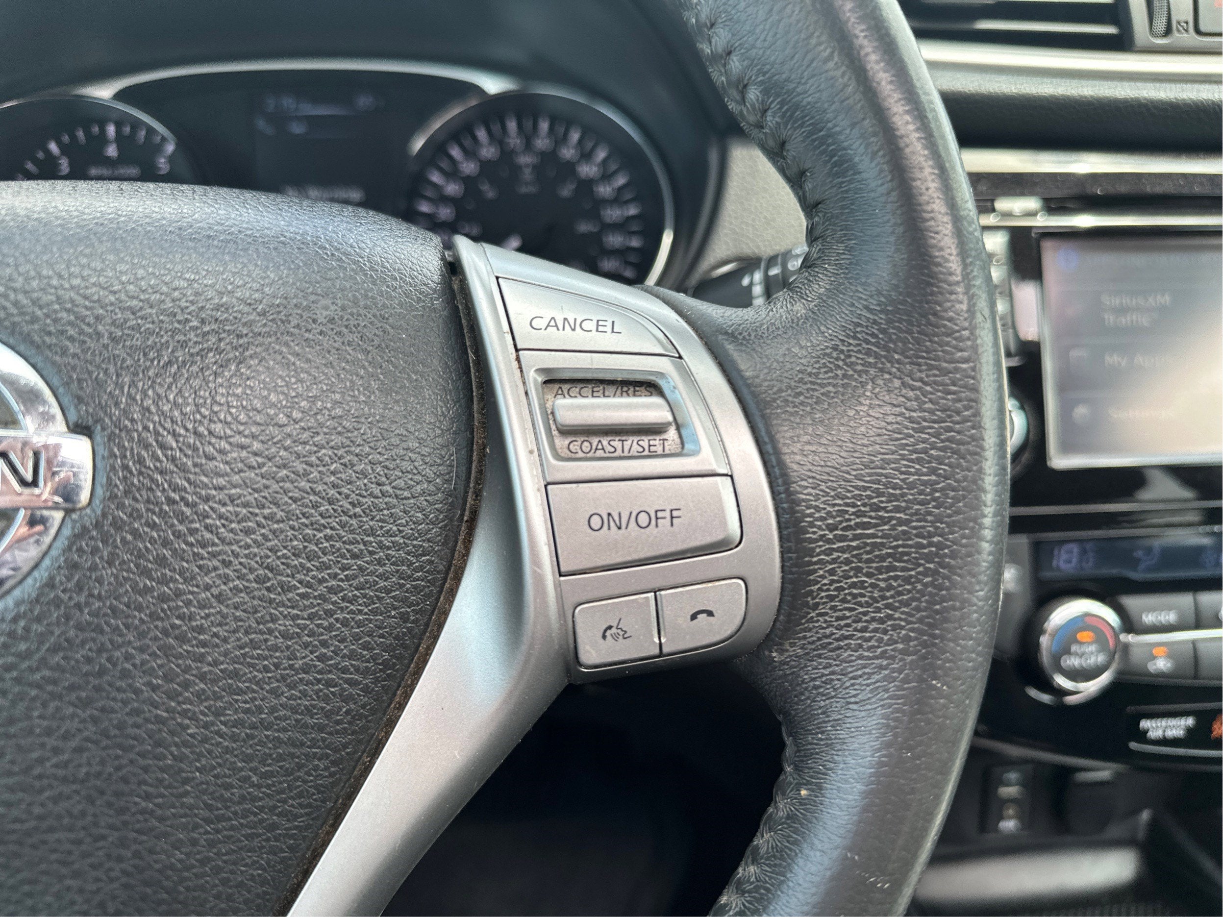 2015 Nissan Rogue SL AWD