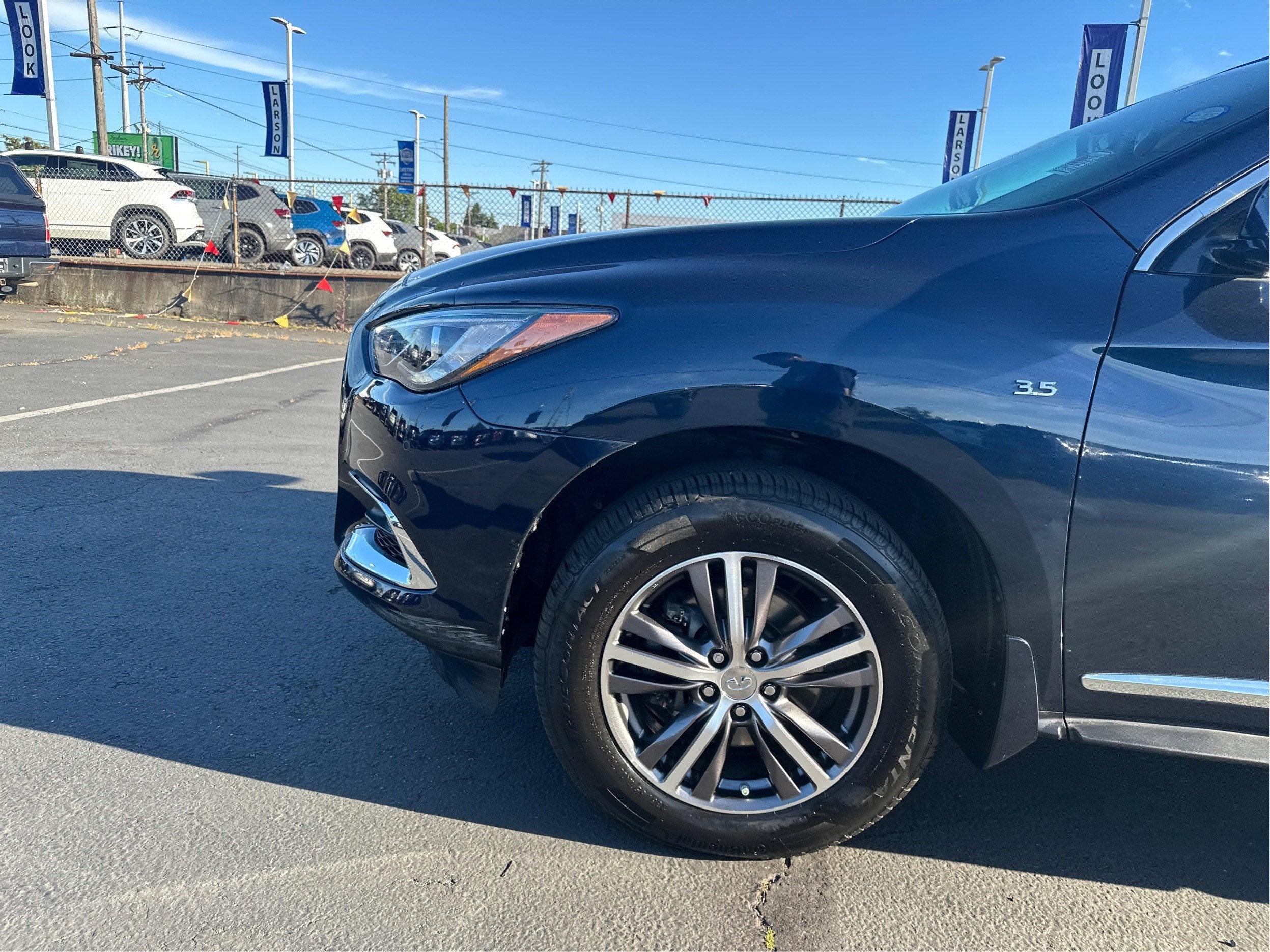 2017 INFINITI QX60 AWD