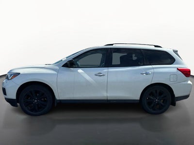 2018 Nissan Pathfinder Base