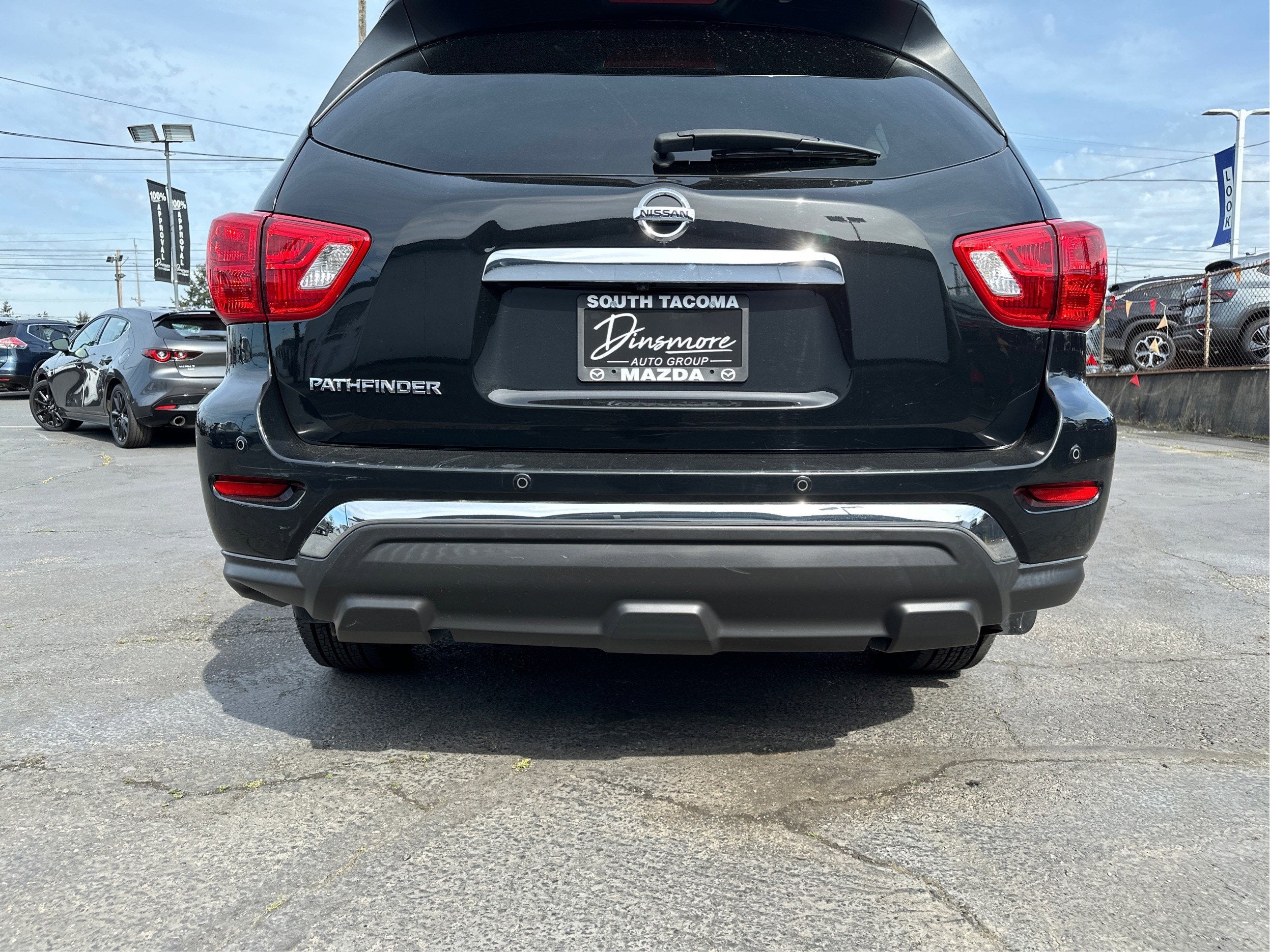 2019 Nissan Pathfinder SV