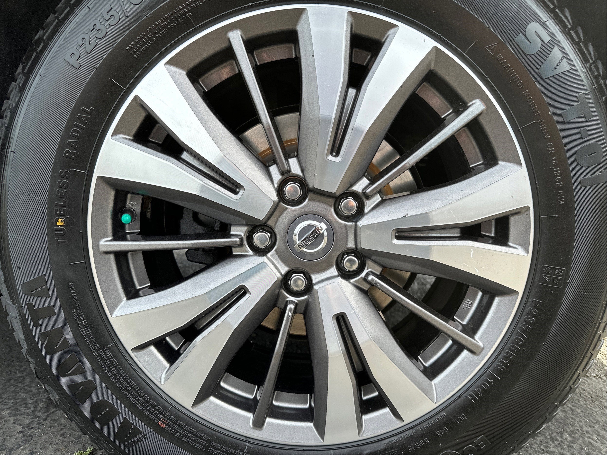 2019 Nissan Pathfinder SV
