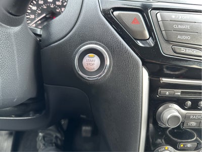 2019 Nissan Pathfinder SV