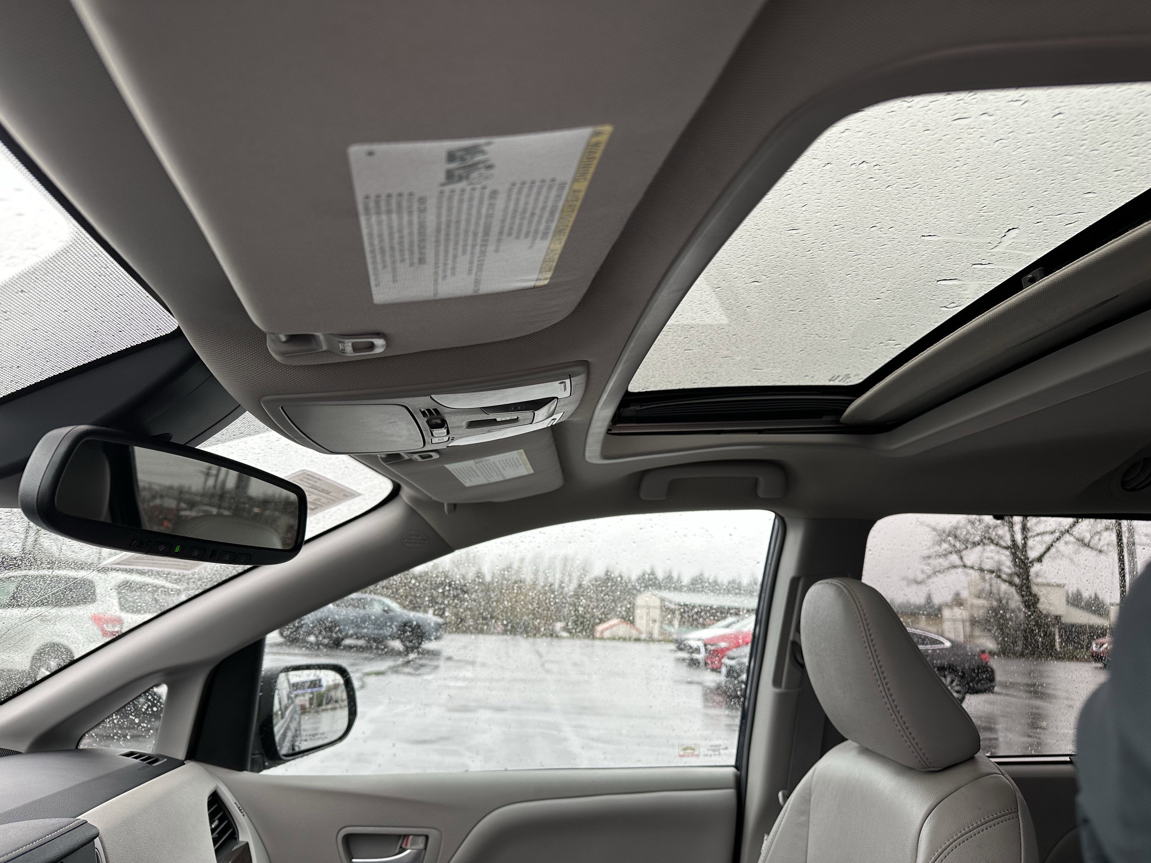 2020 Toyota Sienna XLE AWD 7-Passenger