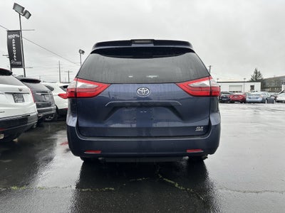 2020 Toyota Sienna XLE AWD 7-Passenger