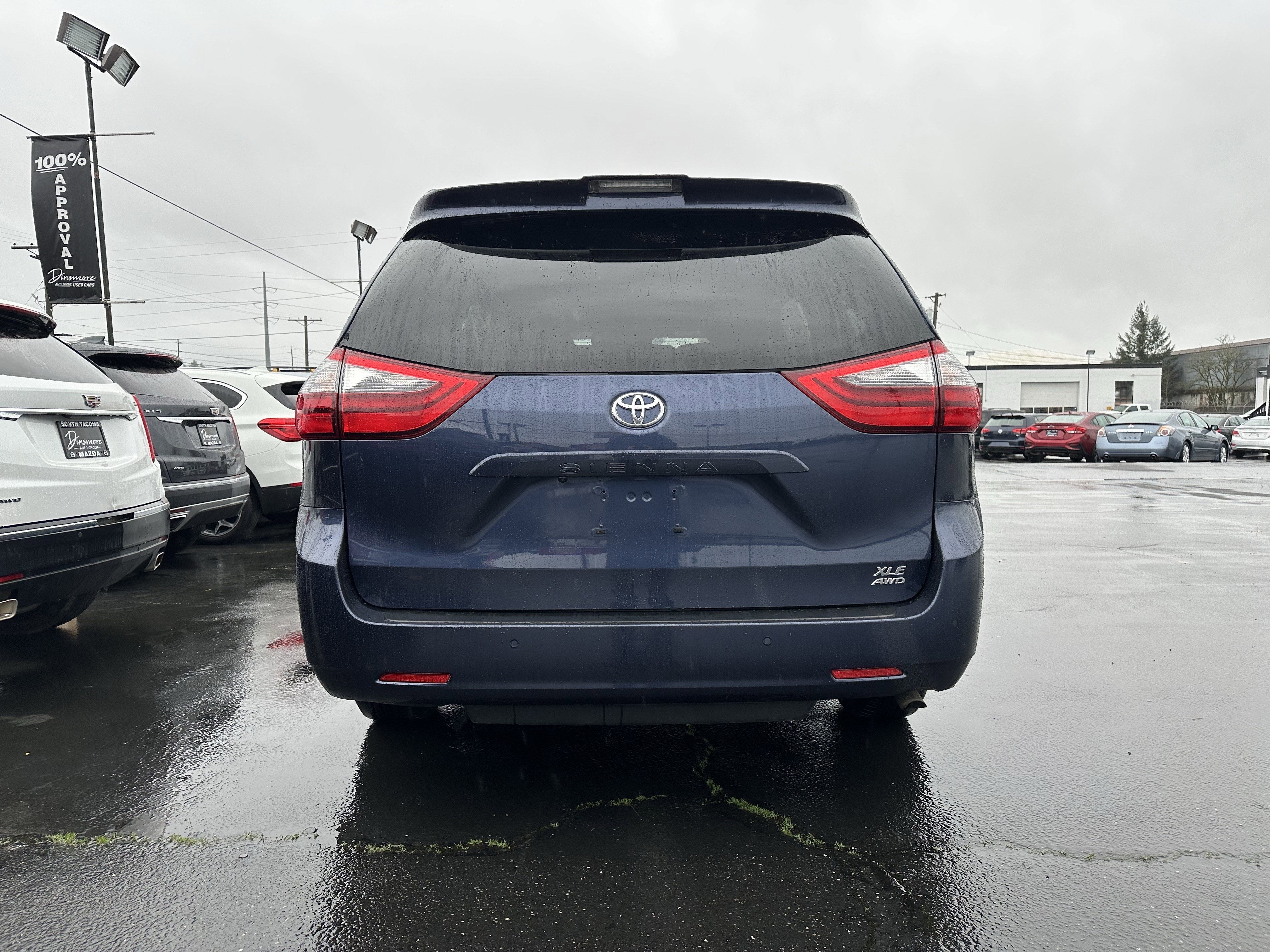 2020 Toyota Sienna XLE AWD 7-Passenger