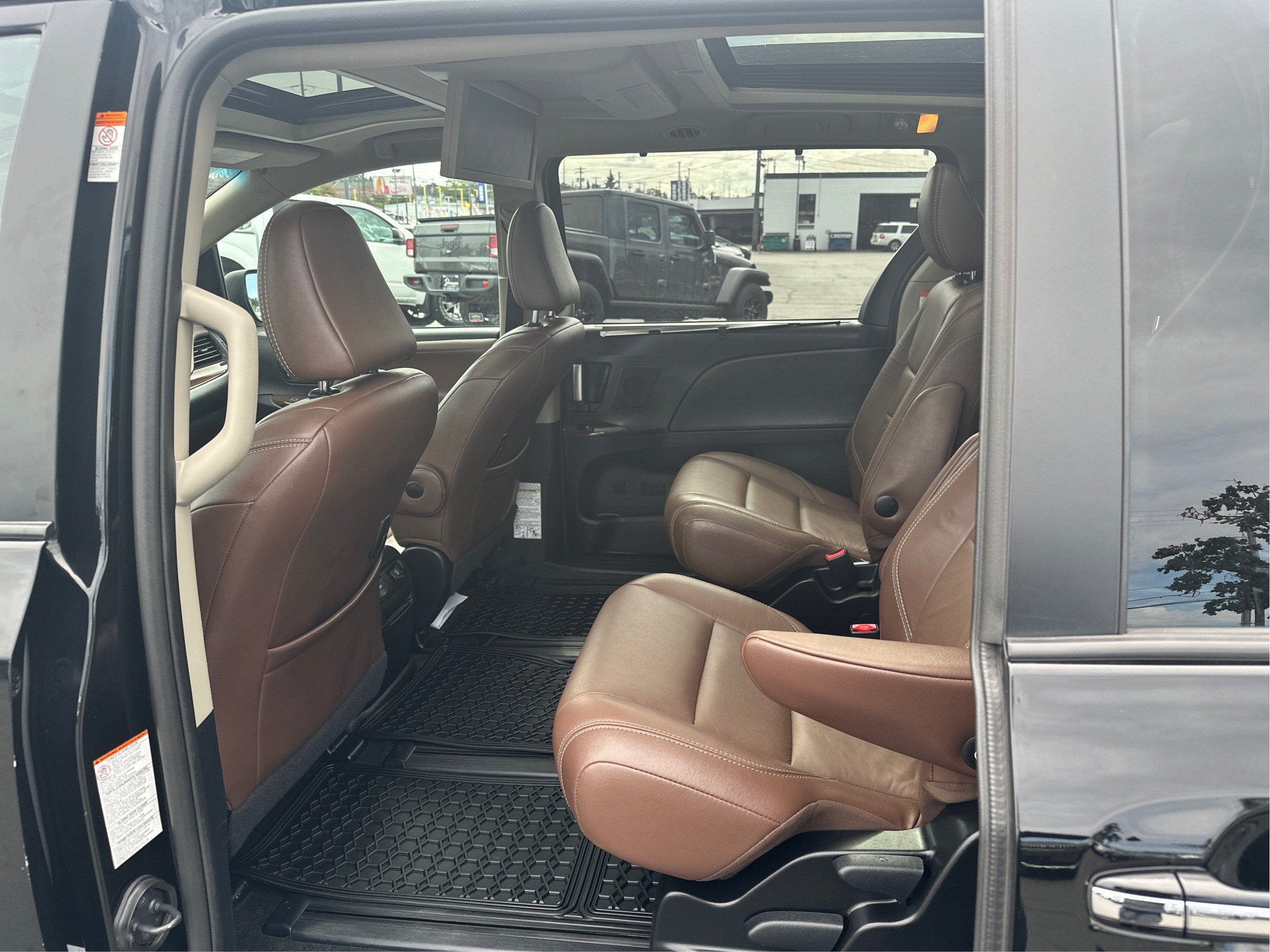 2017 Toyota Sienna XLE