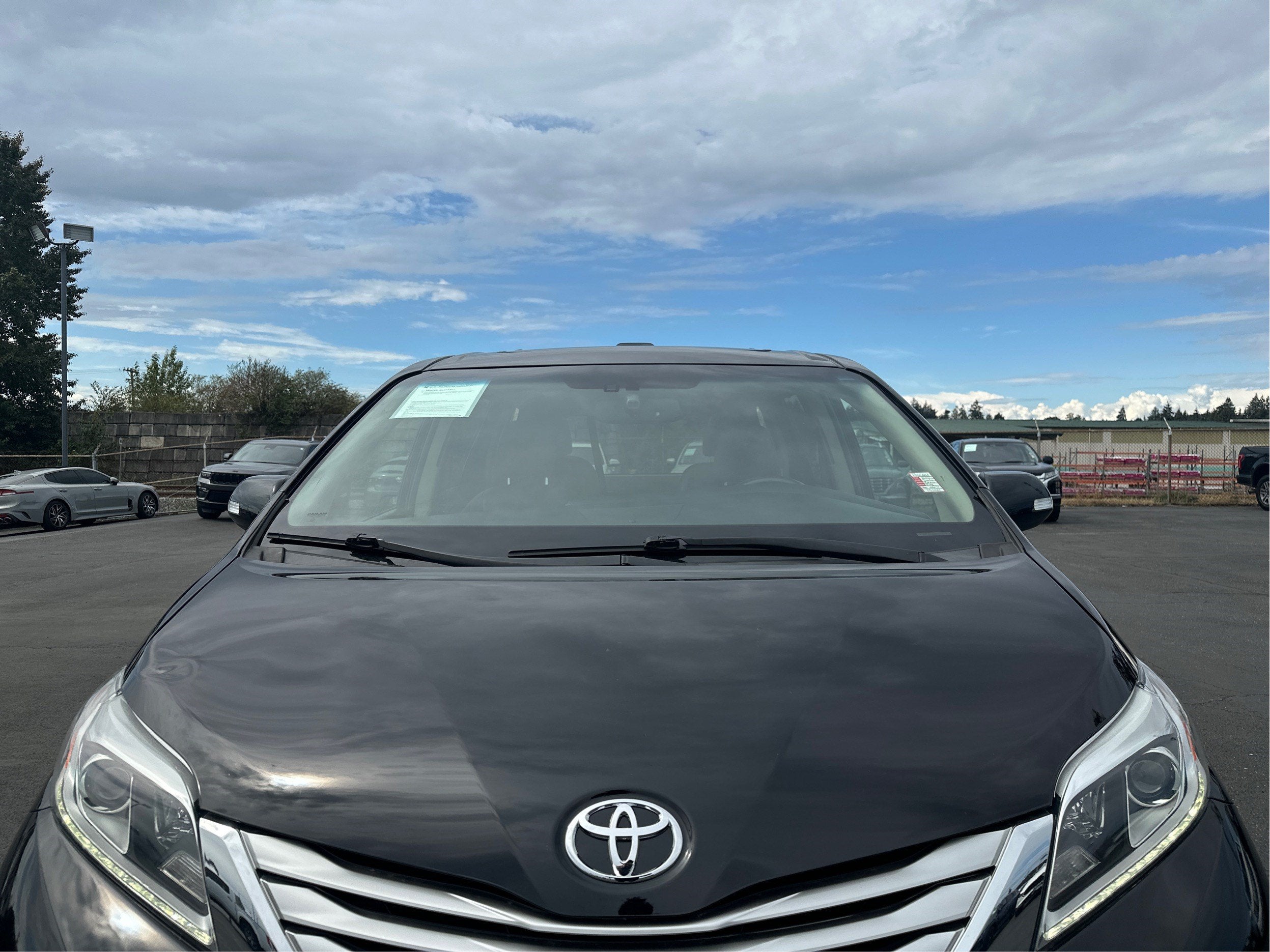 2017 Toyota Sienna XLE