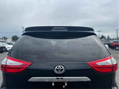 2017 Toyota Sienna XLE