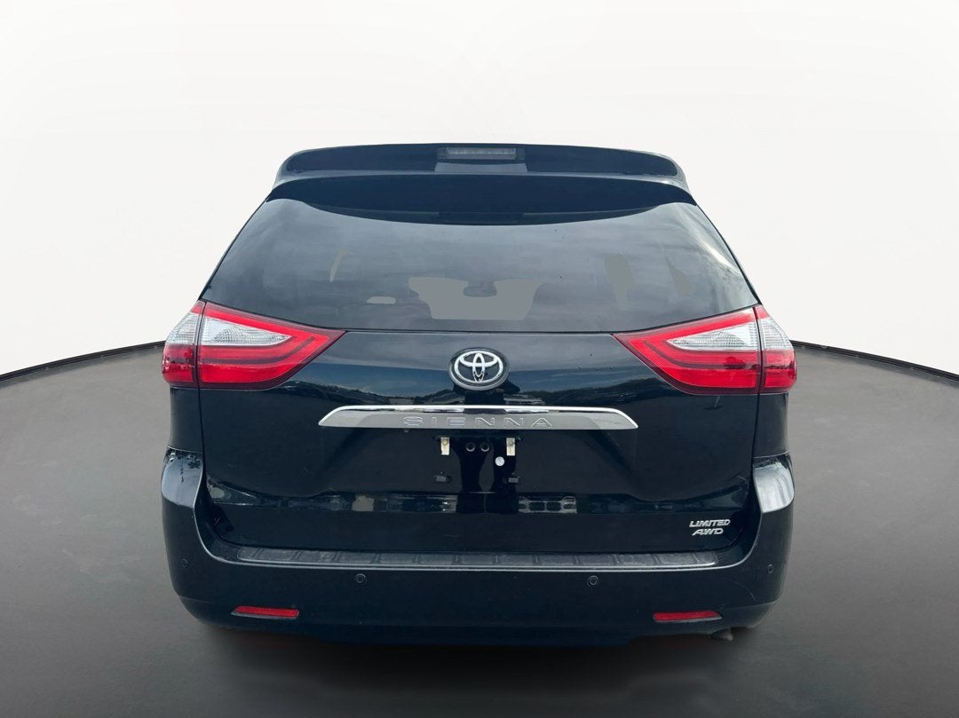 2017 Toyota Sienna XLE