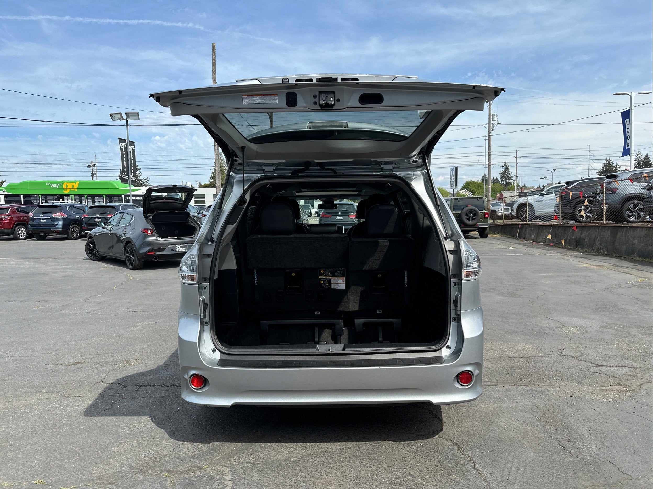 2019 Toyota Sienna SE