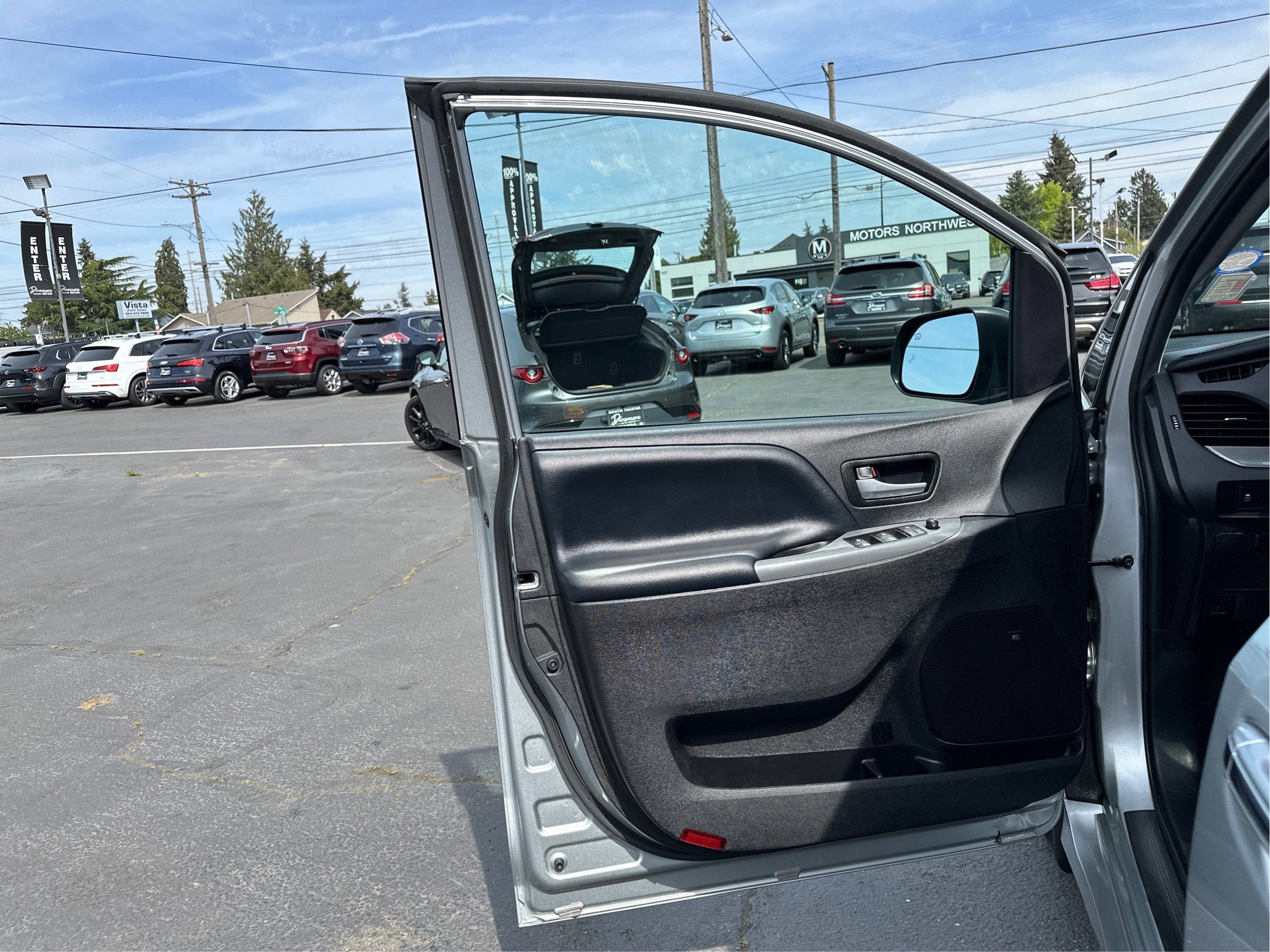 2019 Toyota Sienna SE