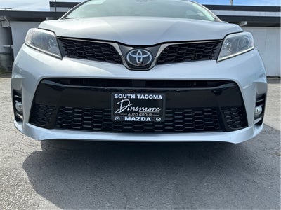2019 Toyota Sienna SE