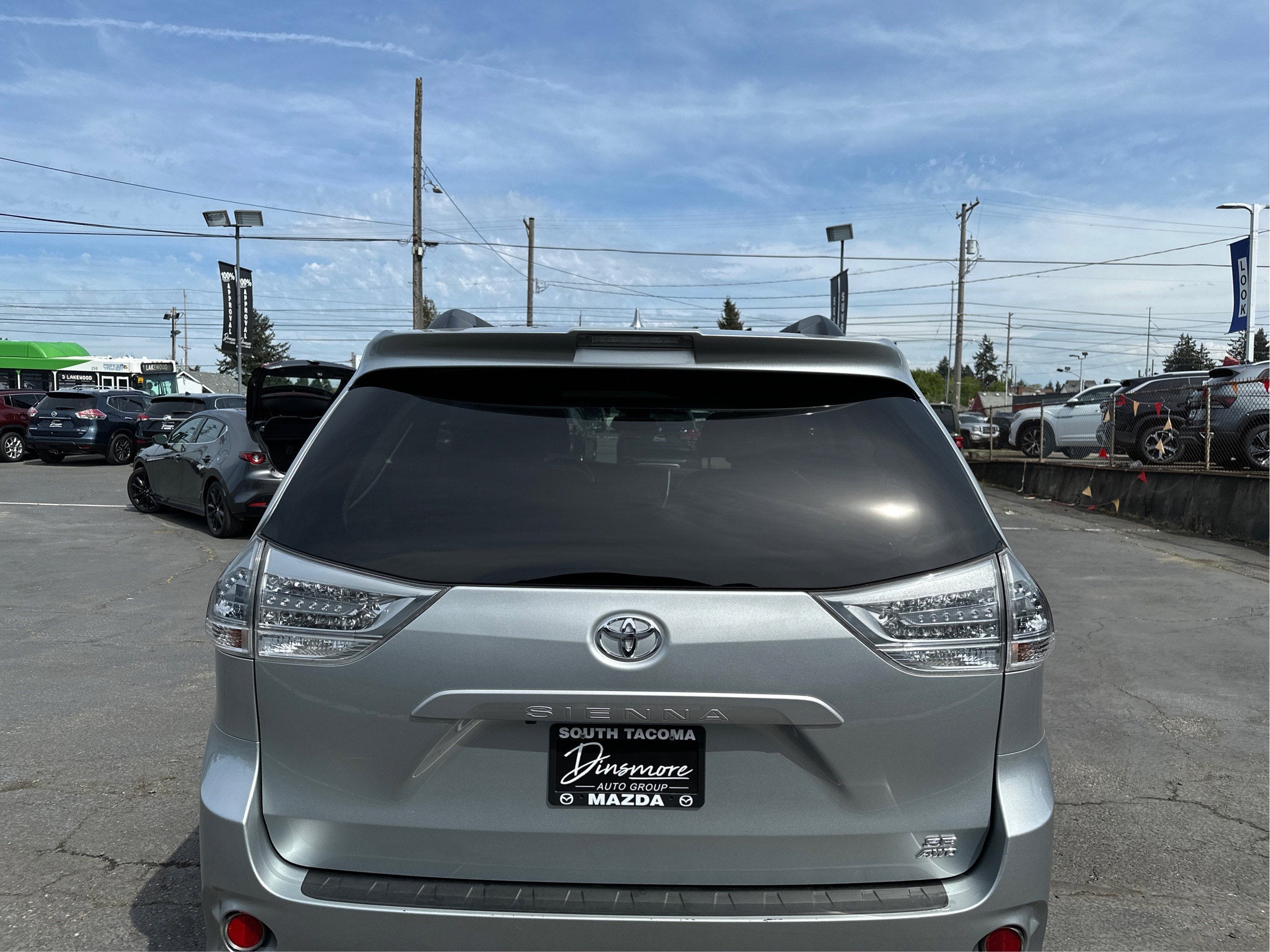 2019 Toyota Sienna SE