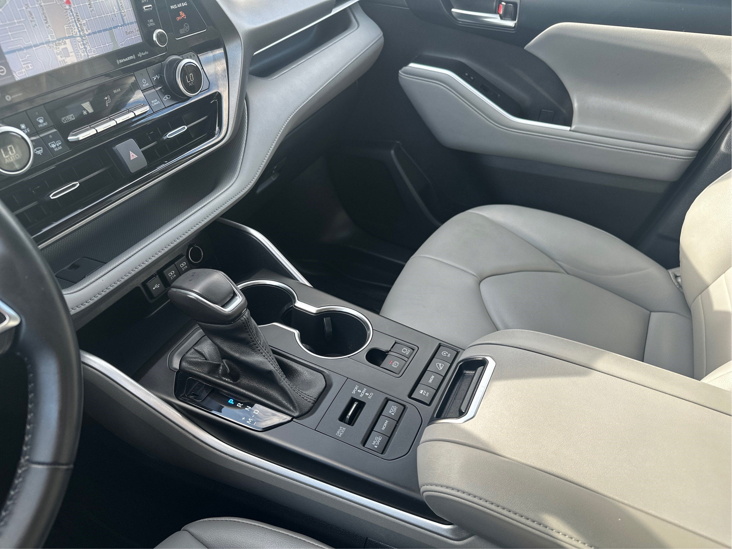 2021 Toyota Highlander XLE AWD