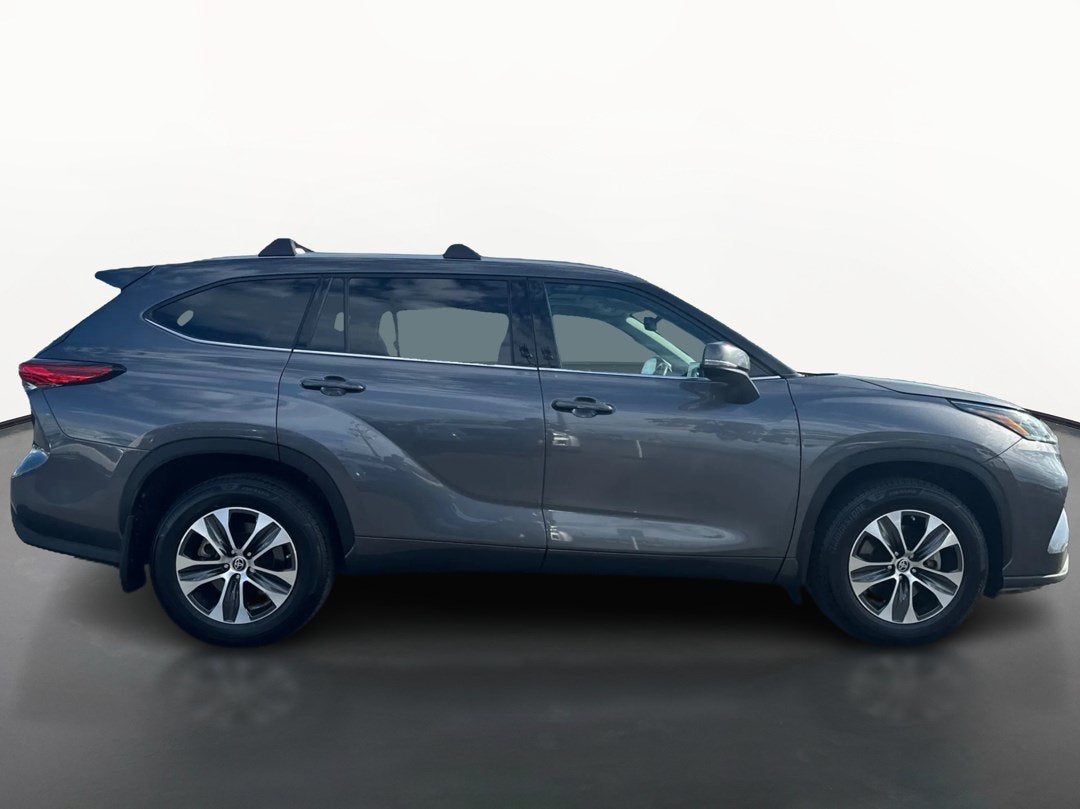 2021 Toyota Highlander XLE AWD