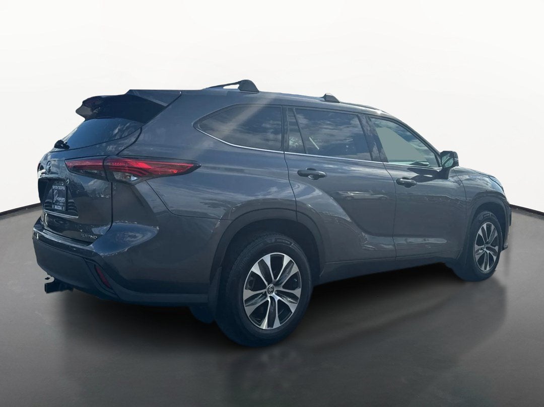 2021 Toyota Highlander XLE AWD
