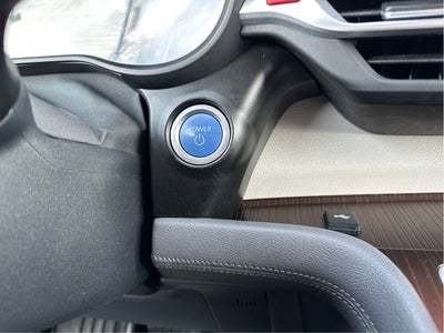 2022 Toyota Sienna LE
