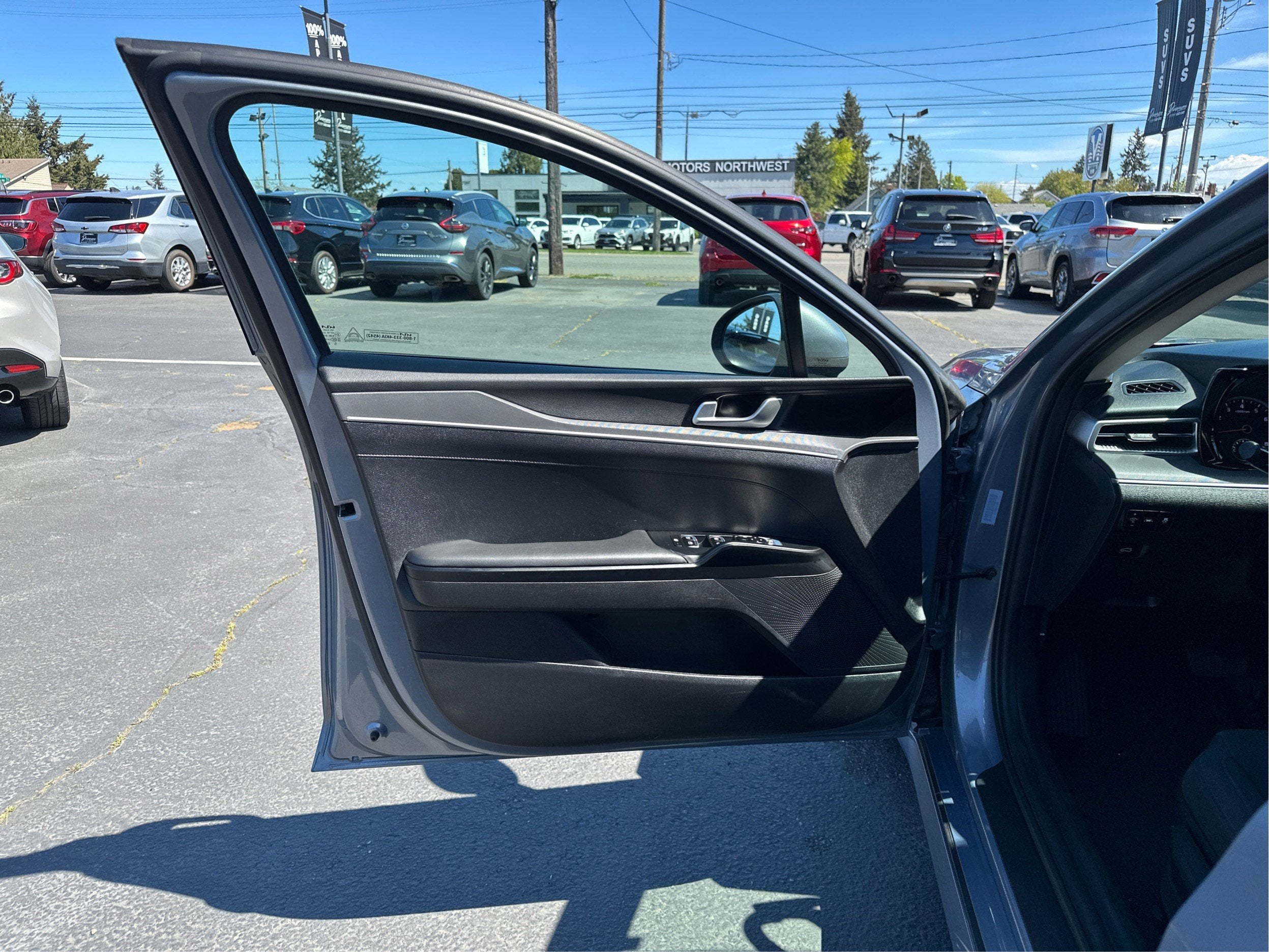 2023 Kia K5 LXS