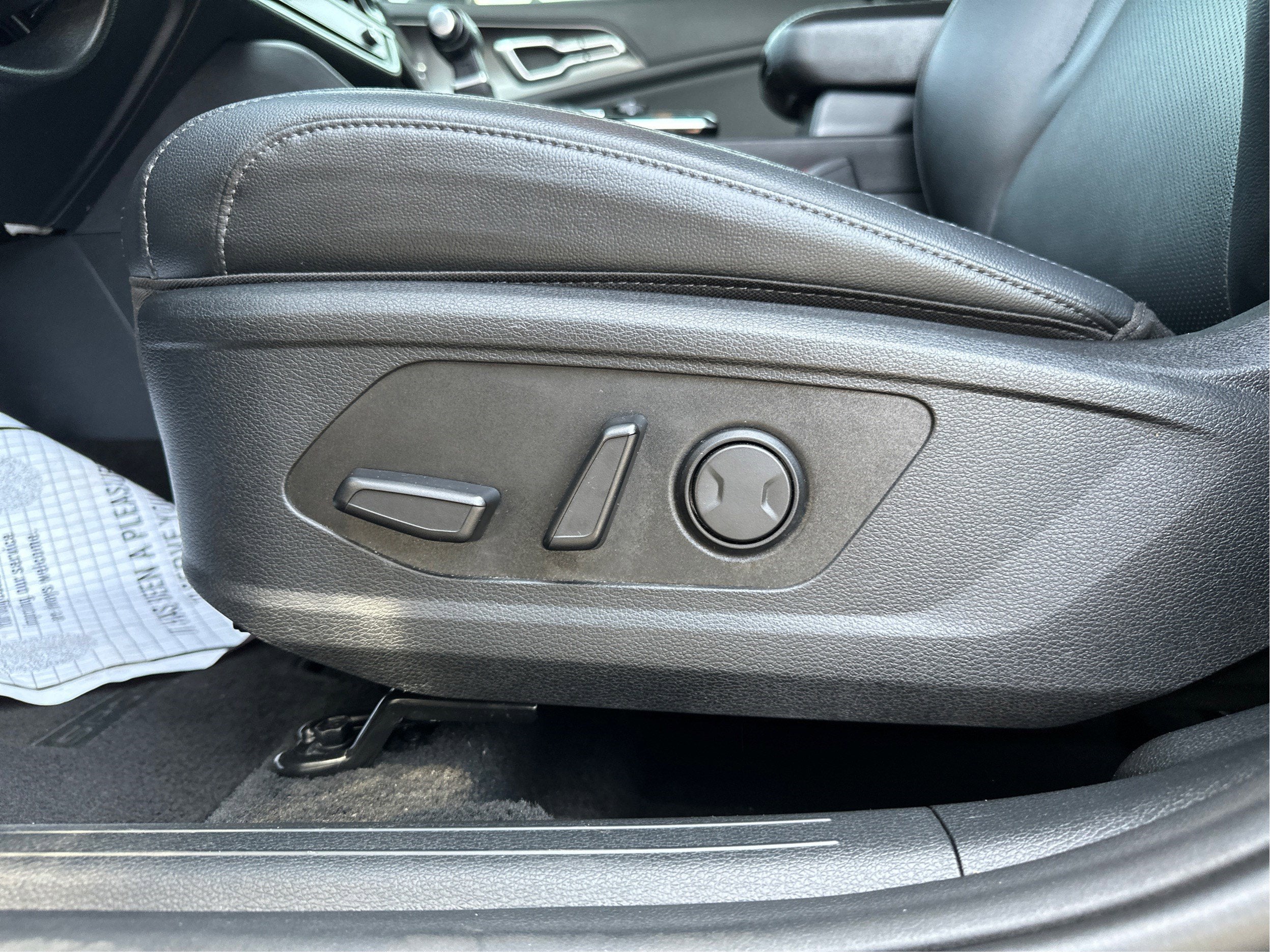 2024 Kia Sportage EX AWD