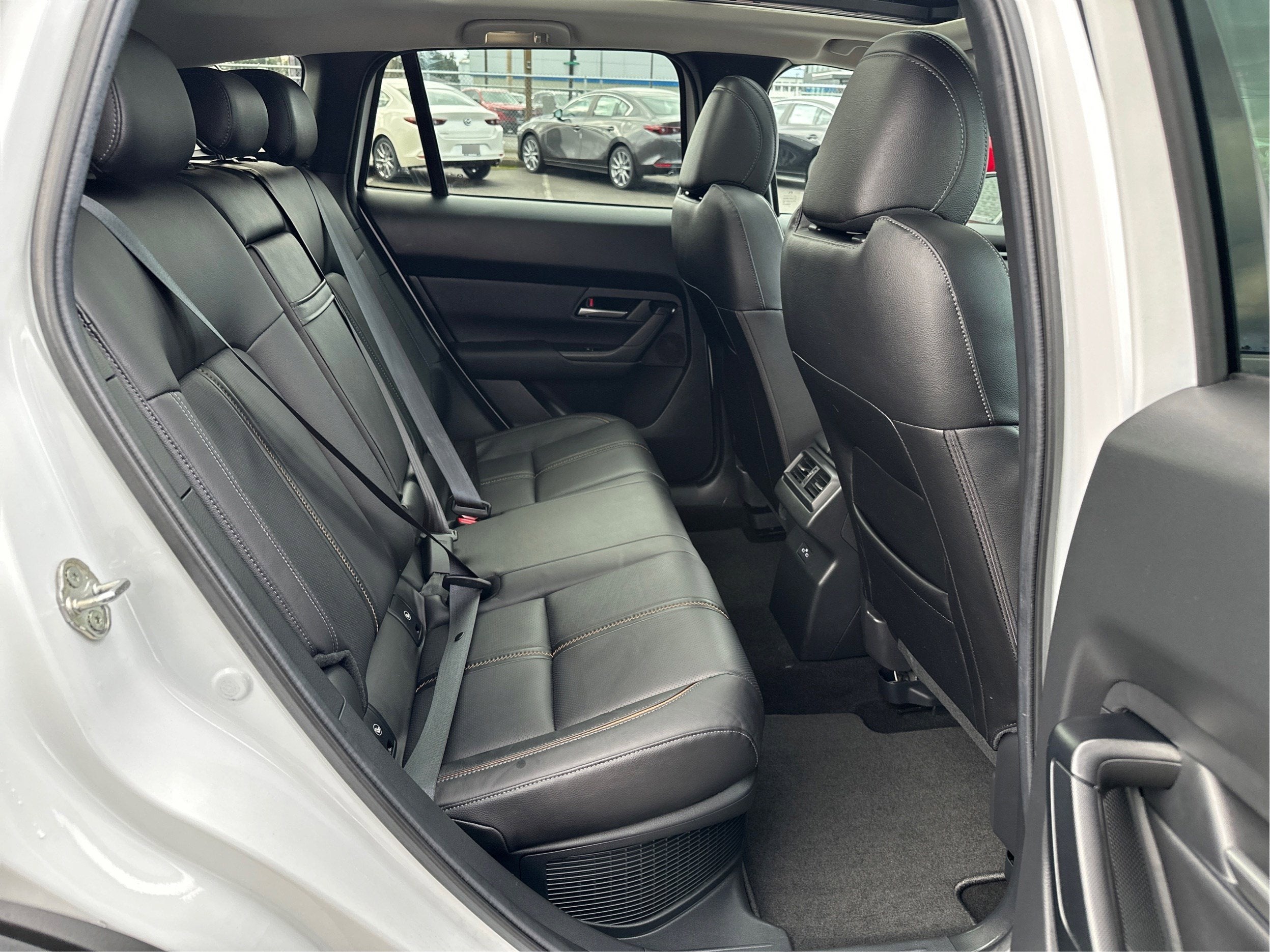 2025 Mazda Mazda CX-50 Hybrid Premium AWD