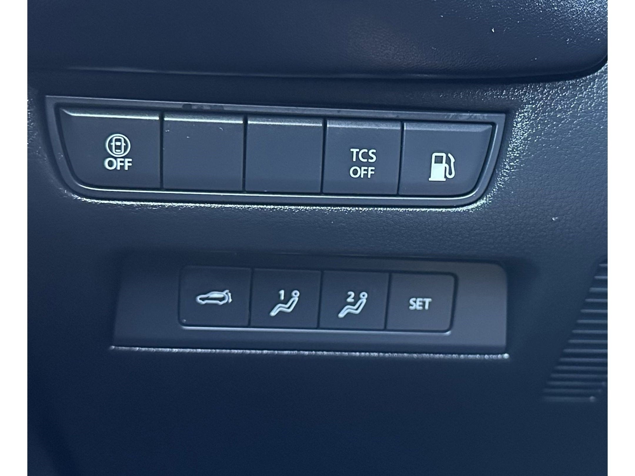 2025 Mazda Mazda CX-50 Hybrid Premium AWD