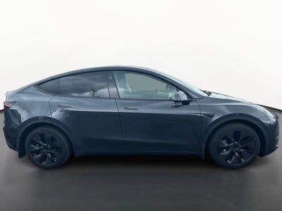 2025 Tesla Model Y Long Range