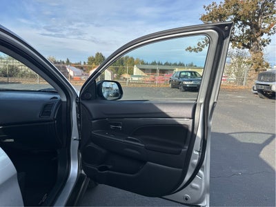 2025 Mitsubishi Outlander Sport Base