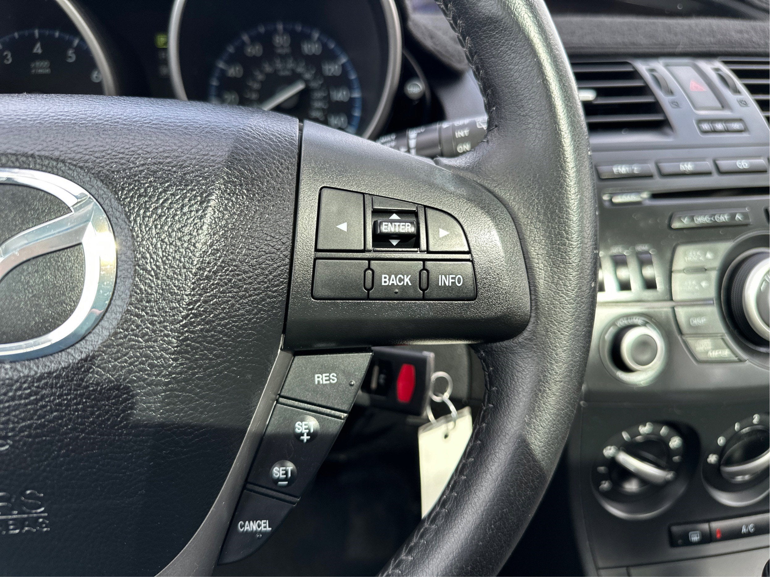 2012 Mazda Mazda3 i Touring