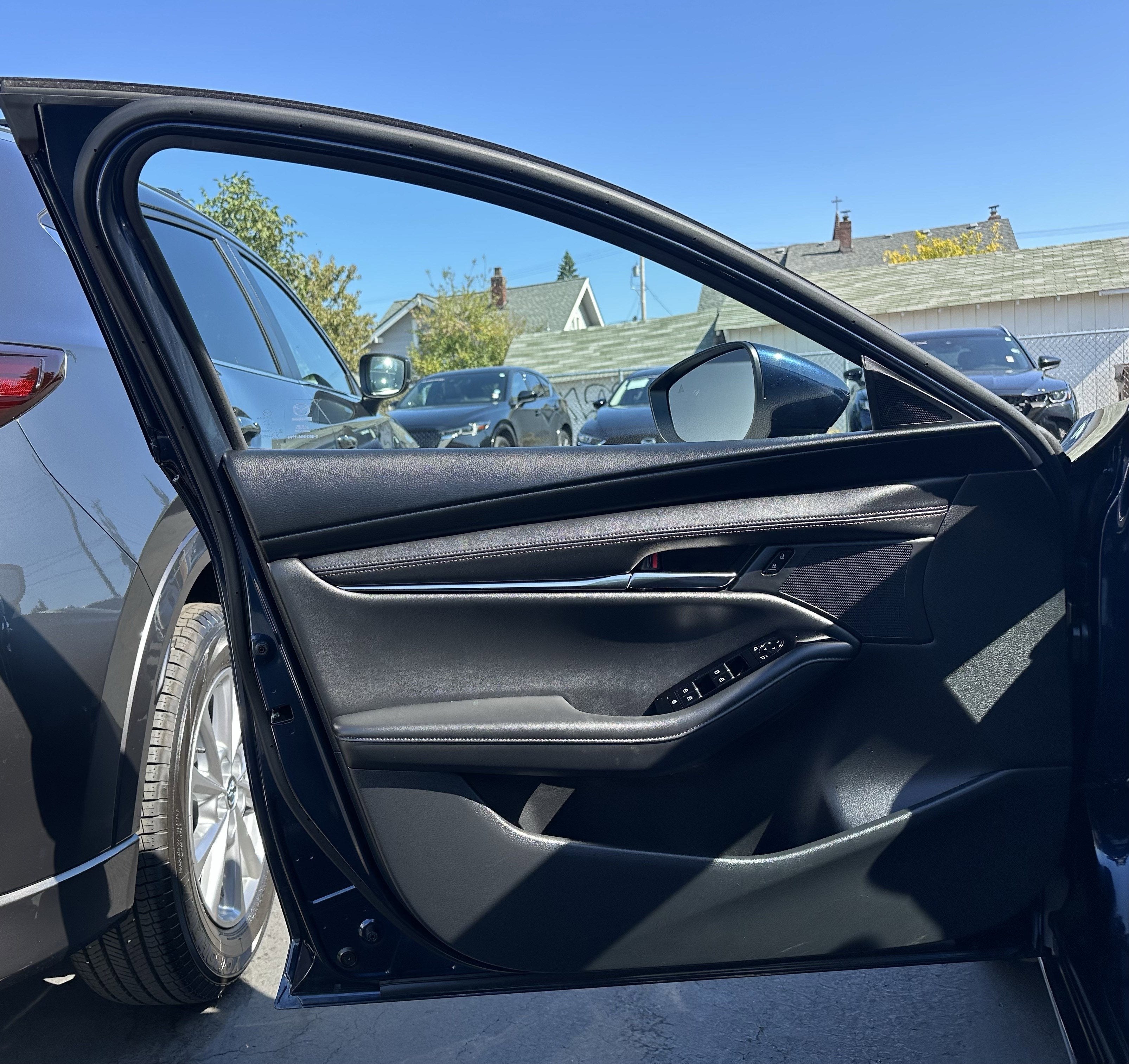 2025 Mazda Mazda3 2.5 S Preferred FWD