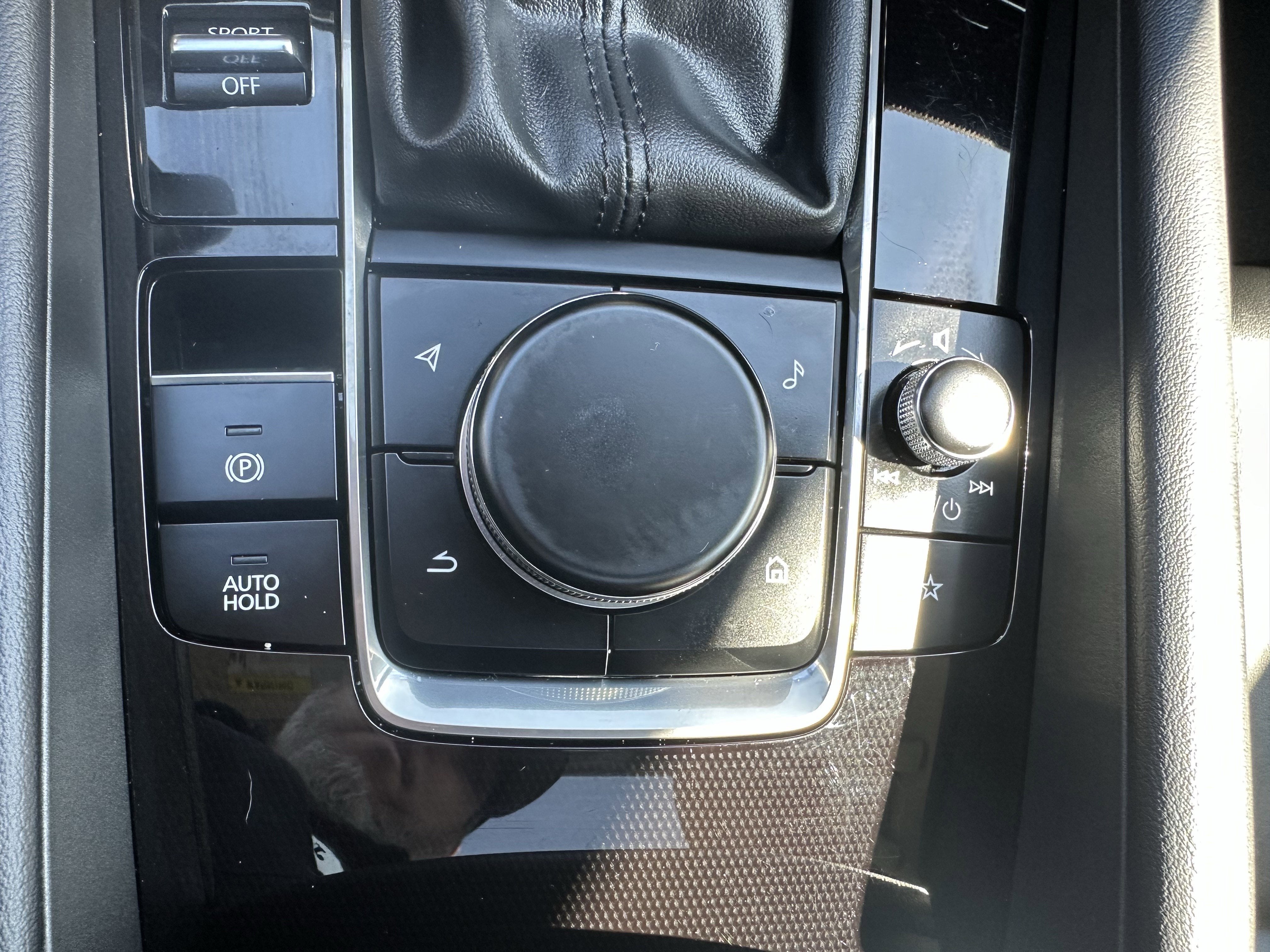 2025 Mazda Mazda3 2.5 S Preferred FWD