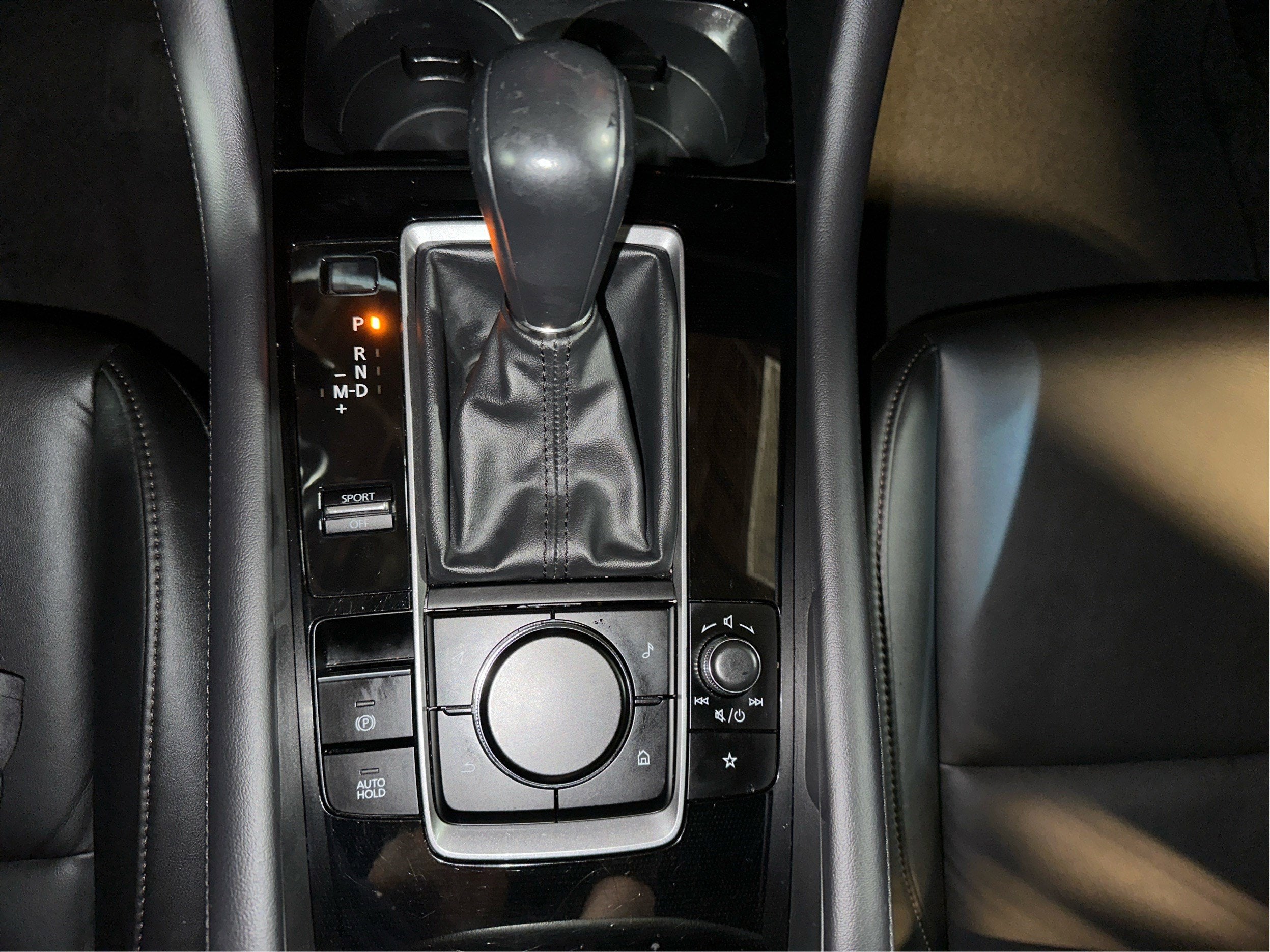 2025 Mazda Mazda3 2.5 S Select Sport