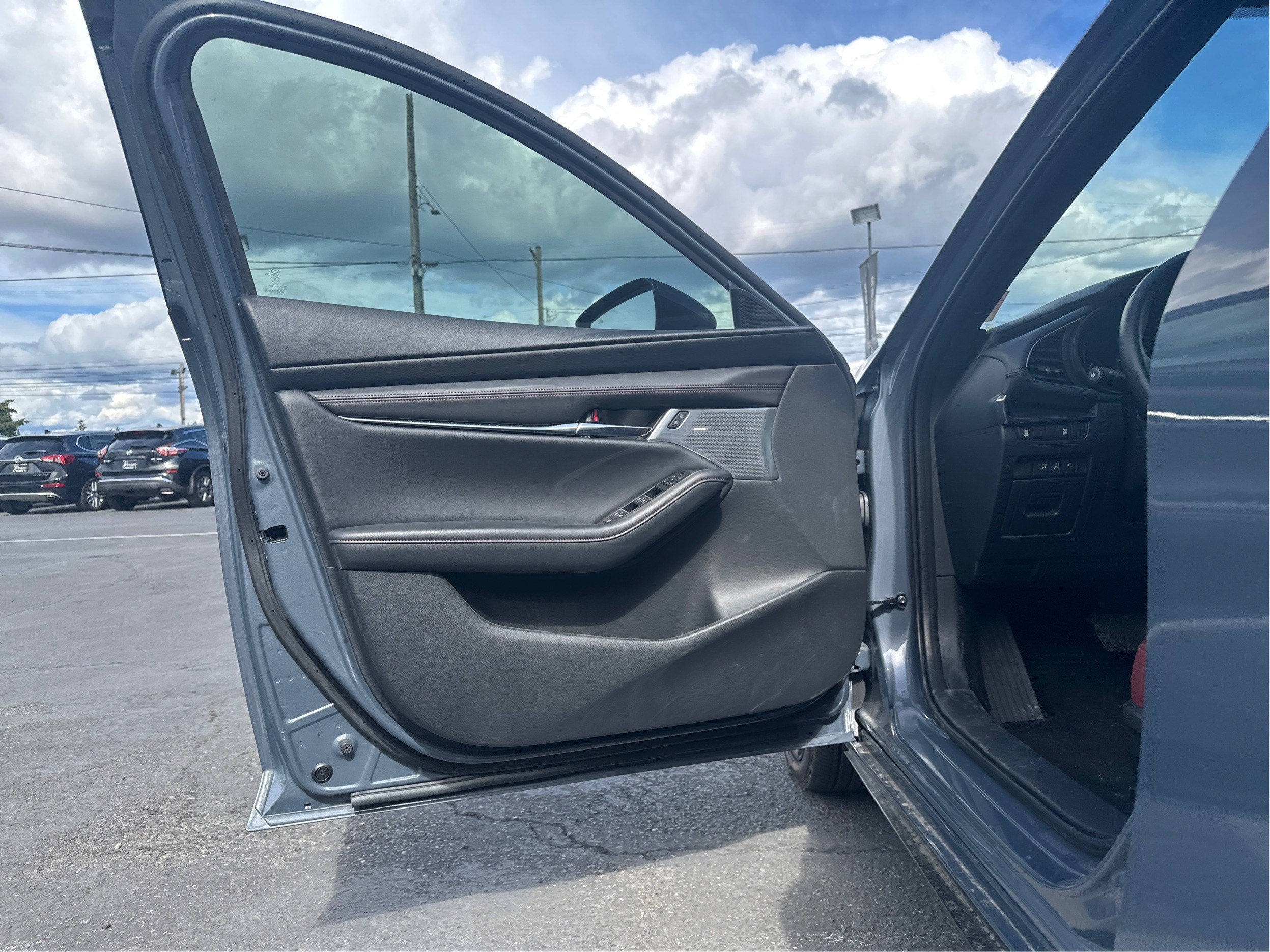 2023 Mazda Mazda3 Carbon Edition AWD