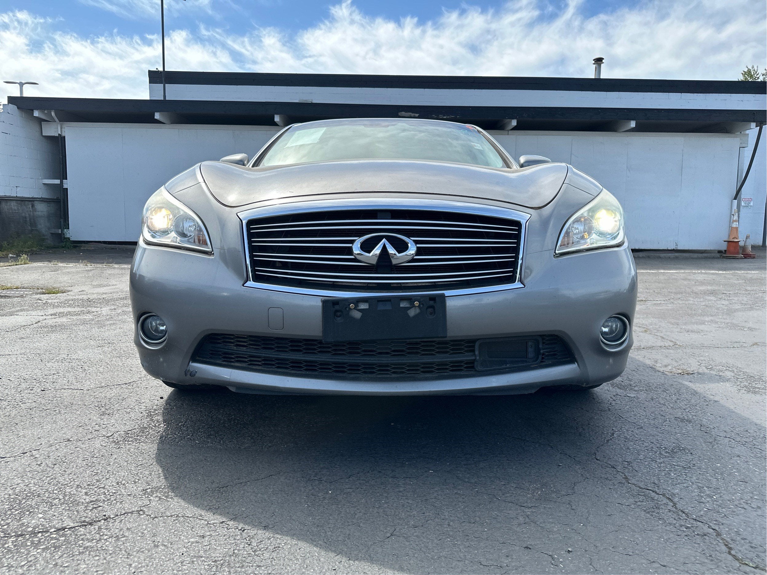 2012 INFINITI M35h Hybrid