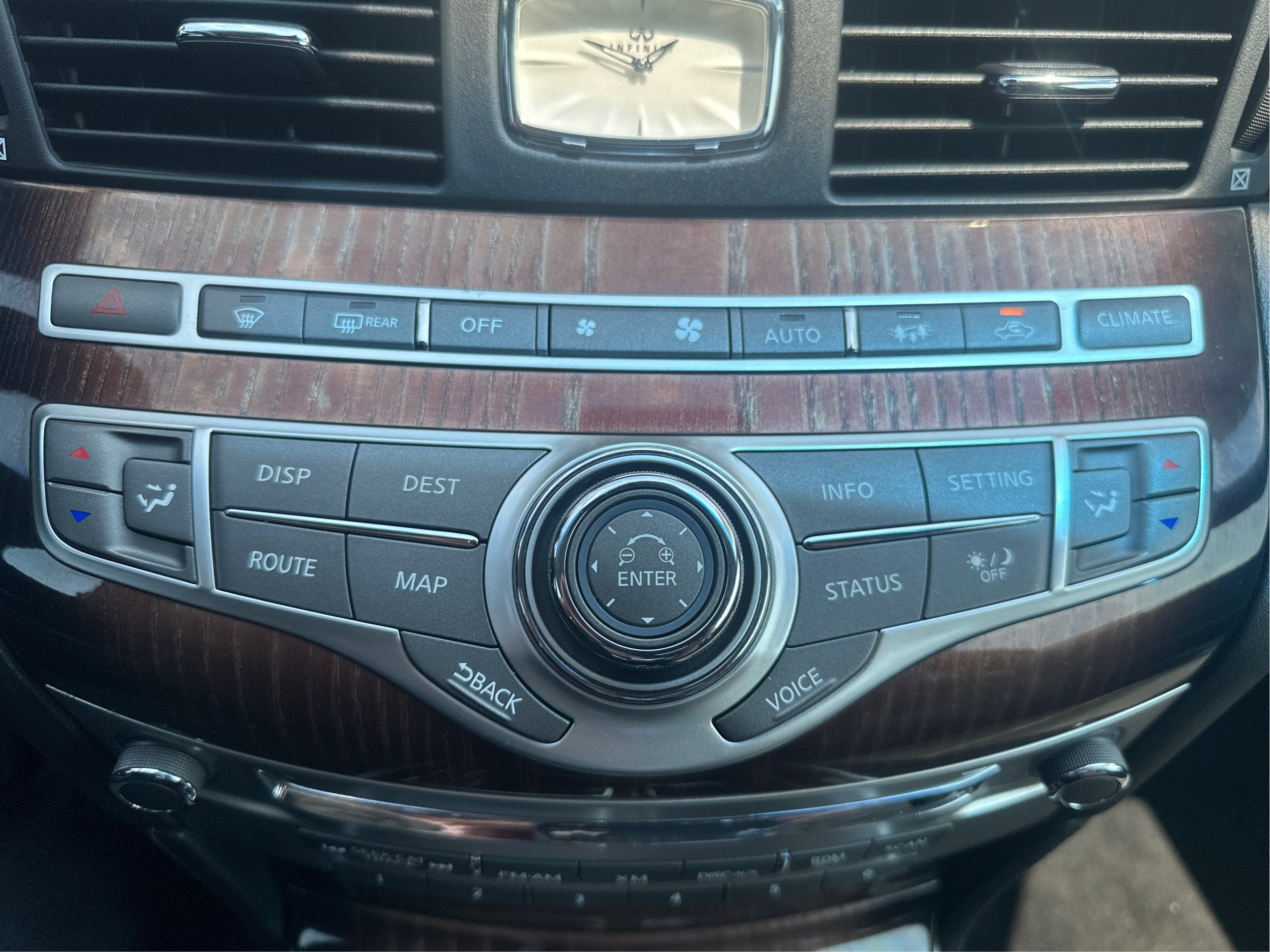 2012 INFINITI M35h Hybrid