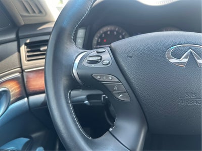 2012 INFINITI M35h Hybrid