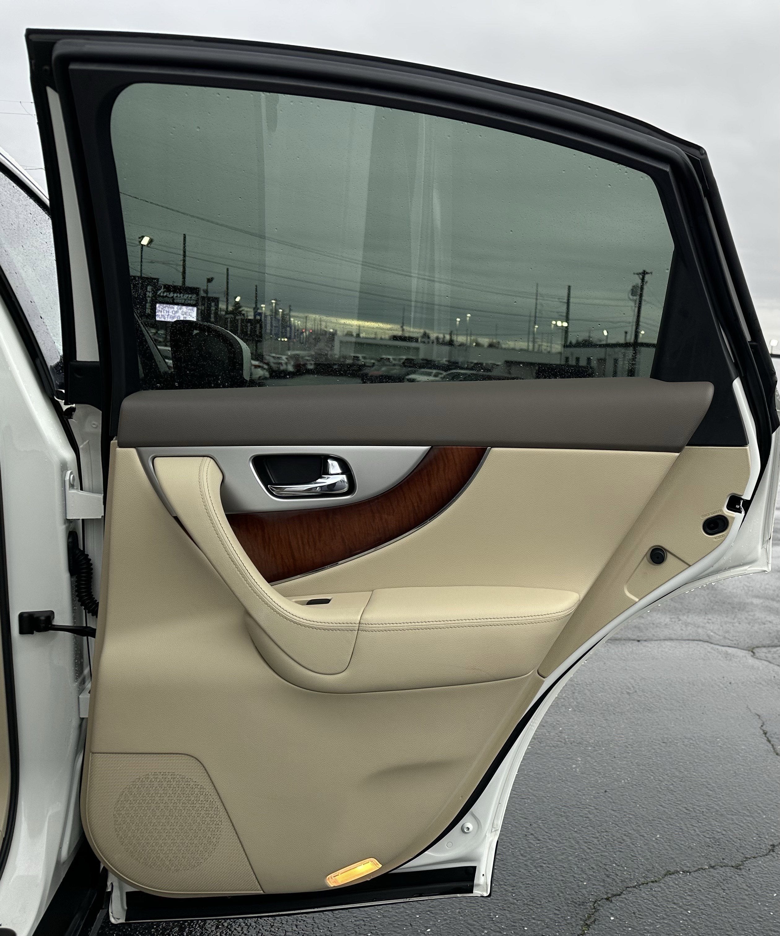 2011 INFINITI FX35 4DR RWD 7-PASS