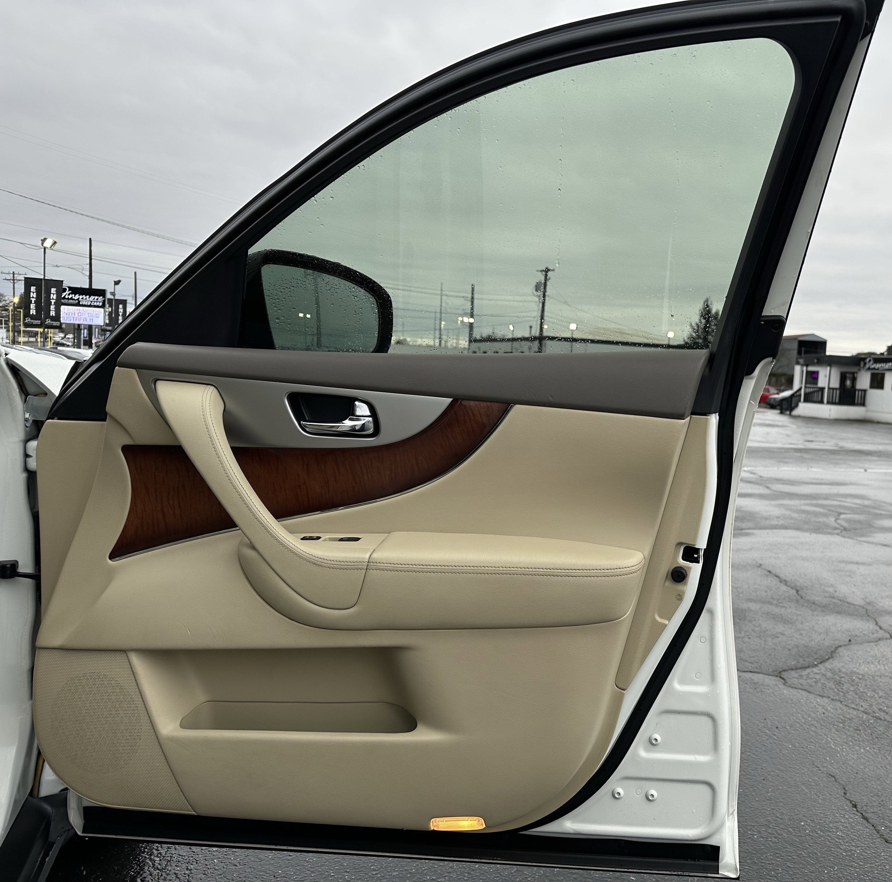 2011 INFINITI FX35 4DR RWD 7-PASS