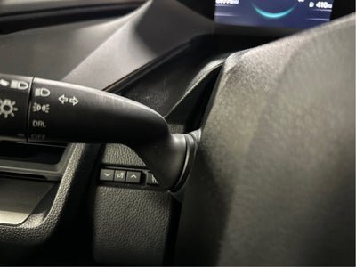 2023 Toyota Prius LE