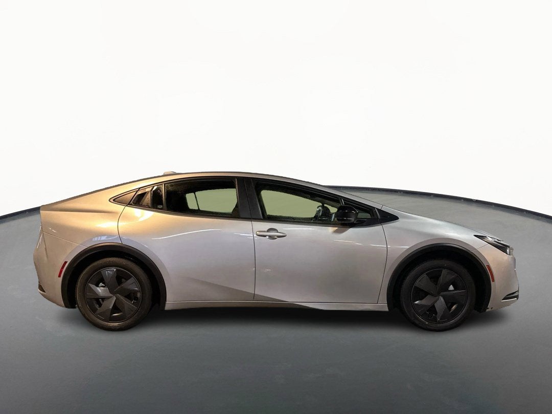 2023 Toyota Prius LE