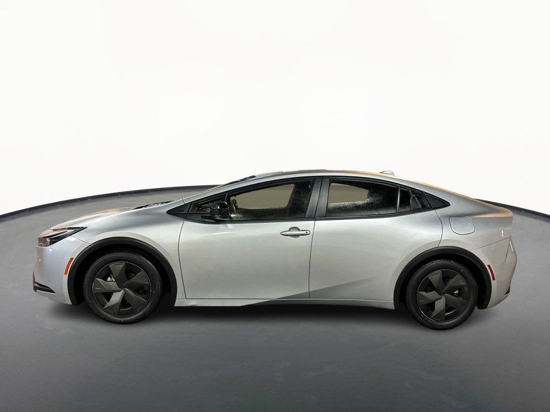 2023 Toyota Prius LE