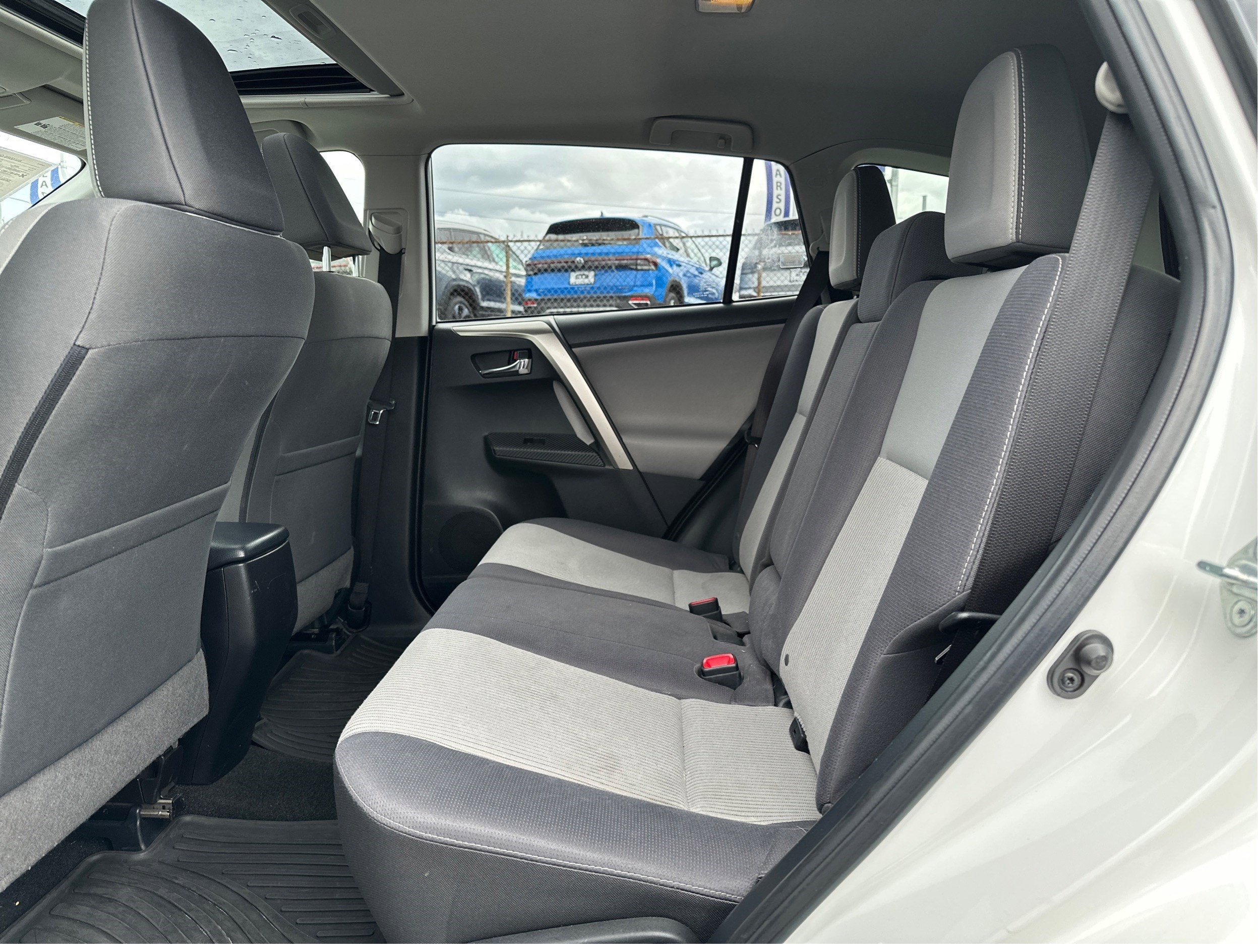 2015 Toyota RAV4 XLE AWD