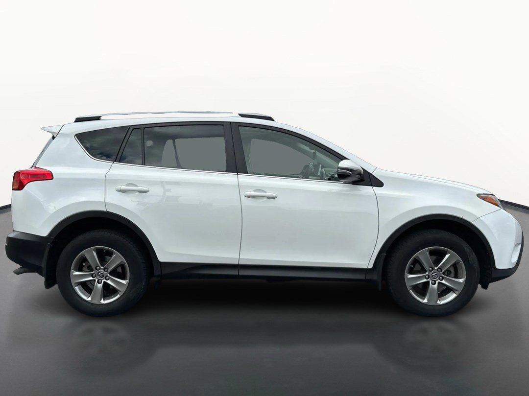 2015 Toyota RAV4 XLE AWD