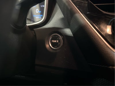 2020 Toyota Corolla Hatchback SE Manual